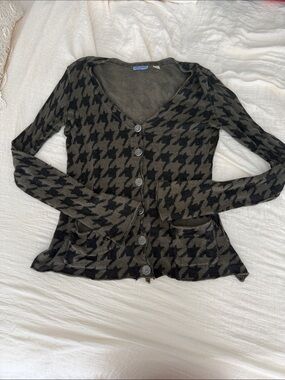 Acrobat Houndstooth Button-Front Cardigan - Black & Green